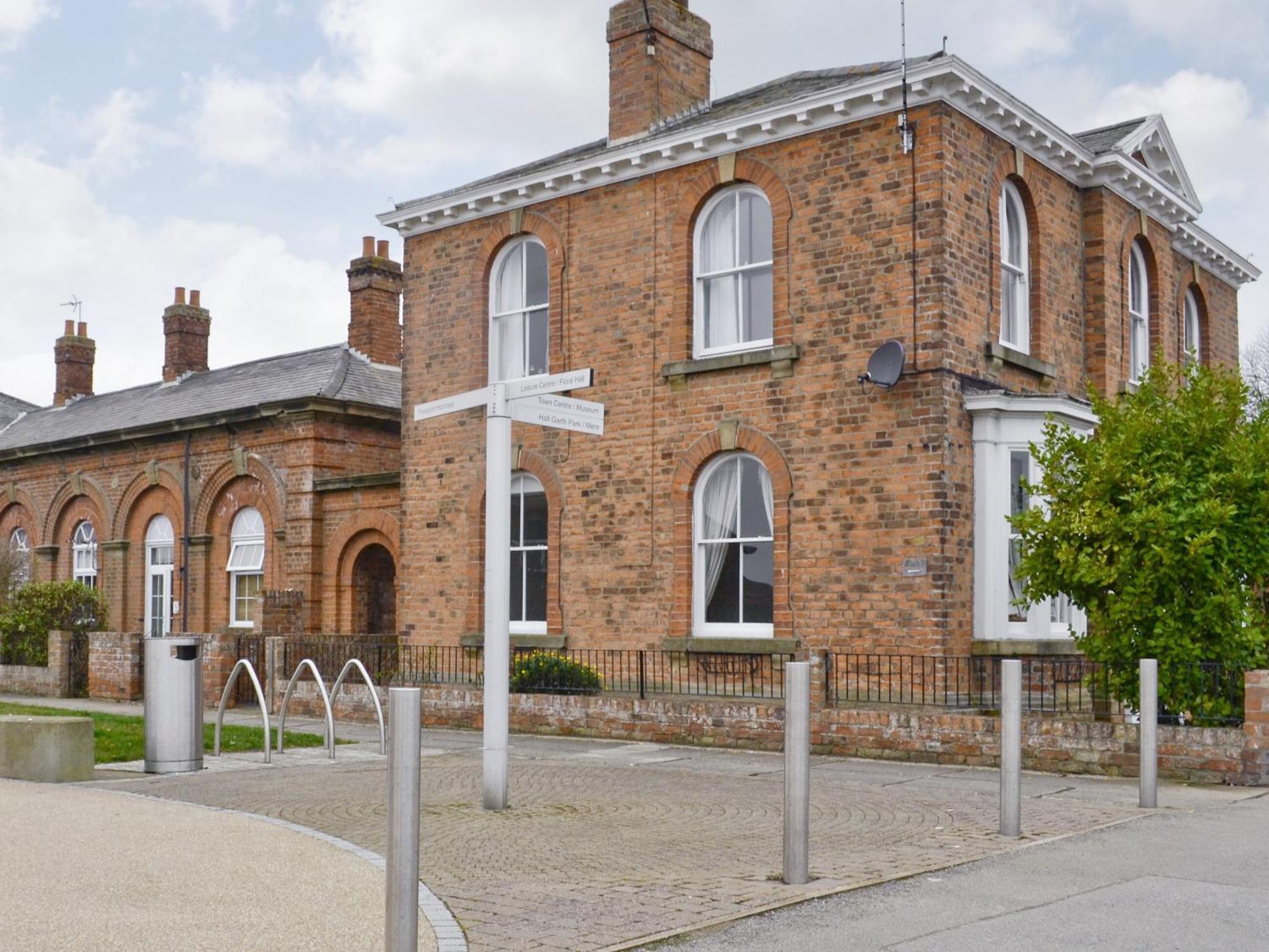 Station House *